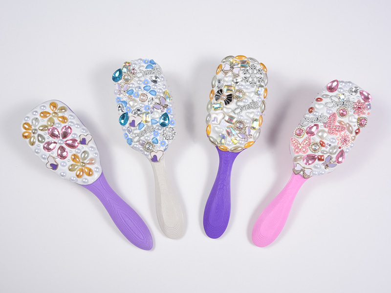 Jewelry Bling Ovalna četka za raščešljavanje kose